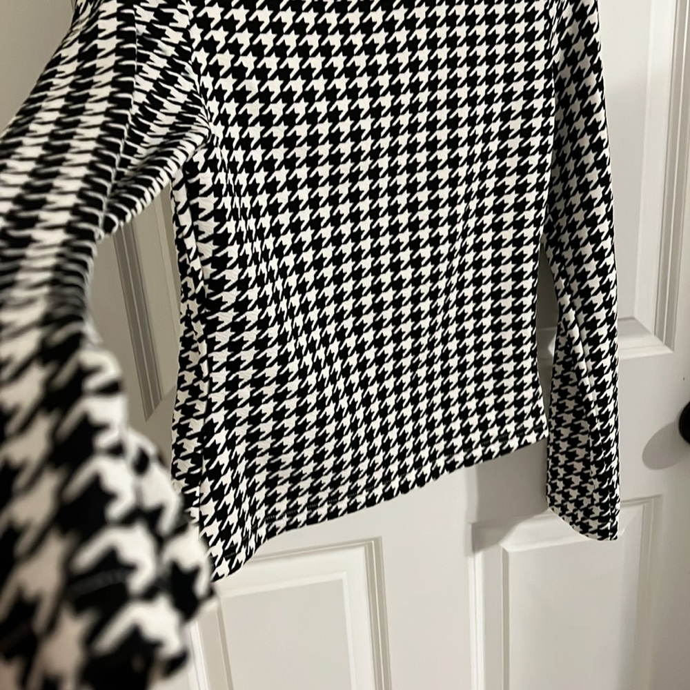 Black and White Houndstooth Women's Top - Picture 4 of 5